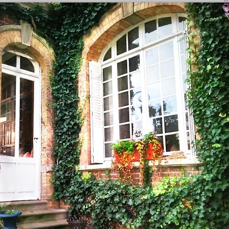 Le Sous-Bois B&B Moyenneville  Exterior photo